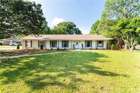 Photo of 2549 Meadowview Drive, Mobile, AL 36695 (MLS # 7759414)
