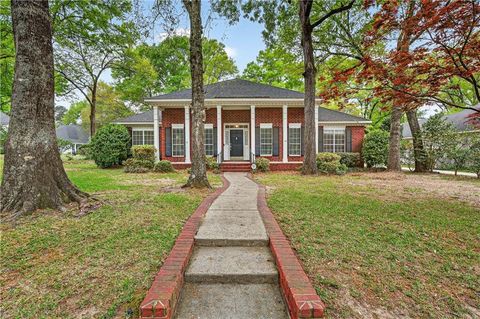 Photo of 1136 Sutton Court, Mobile, AL 36609 (MLS # 7747150)