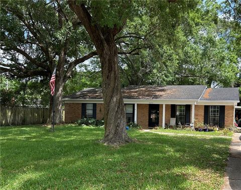 Photo of 5255 Tyden Court, Mobile, AL 36693 (MLS # 7755941)