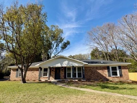 Photo of 16 Cherry Drive, Saraland, AL 36571 (MLS # 7725839)
