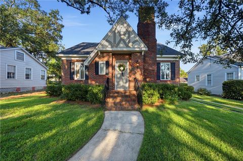 Photo of 9 Audubon Place, Mobile, AL 36606 (MLS # 7801795)