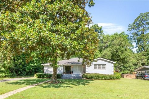Photo of 305 Springwood Drive N, Mobile, AL 36608 (MLS # 7721444)