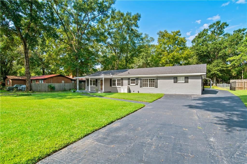 1151 Ridgewood Drive - Photo 2