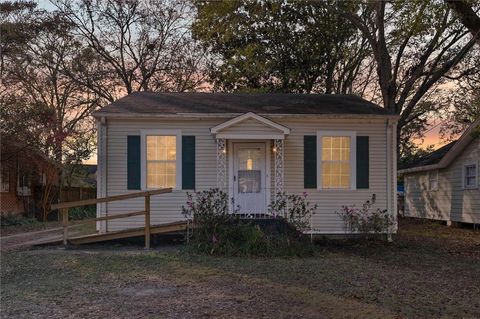 Photo of 260 Westwood Street, Mobile, AL 36606 (MLS # 7707146)