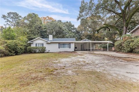 Photo of 3875 Hawthorne Drive, Mobile, AL 36693 (MLS # 7689081)