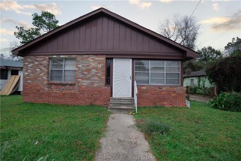 Photo of 1012 Lincoln Street, Mobile, AL 36610 (MLS # 7688852)
