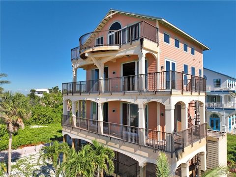 A home in Upper Captiva