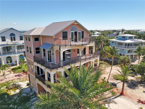 A home in Upper Captiva