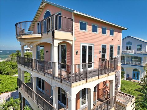 A home in Upper Captiva