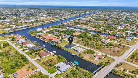 A home in PORT CHARLOTTE