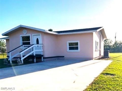 A home in NORTH FORT MYERS