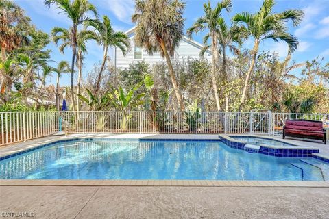 A home in CAPTIVA