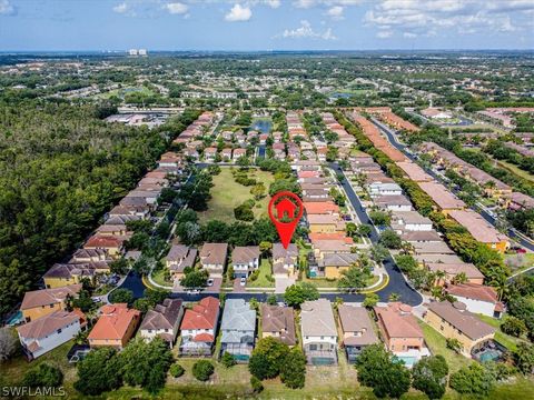 A home in ESTERO