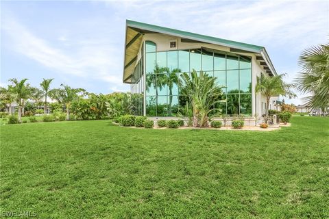 A home in PUNTA GORDA