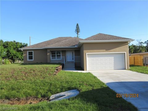 A home in NORTH FORT MYERS