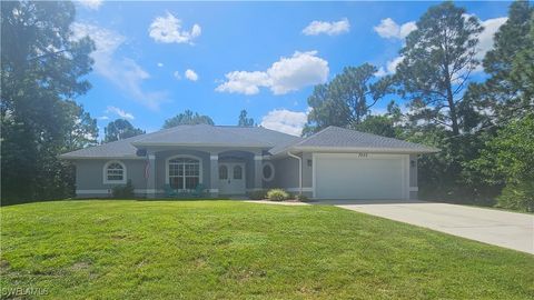 A home in NORTH PORT