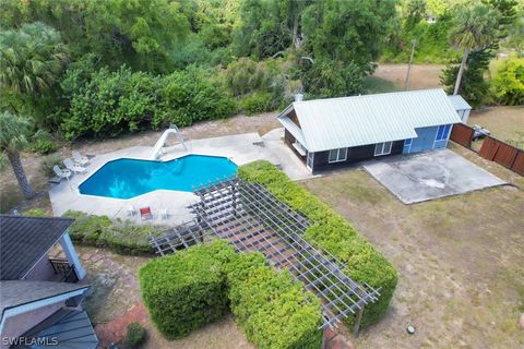 A home in ESTERO