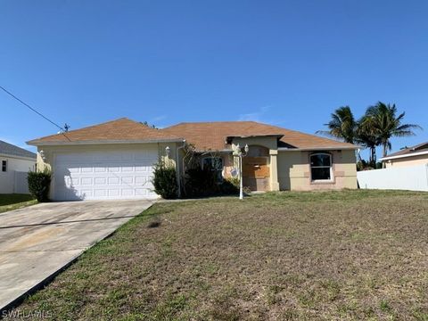 A home in CAPE CORAL