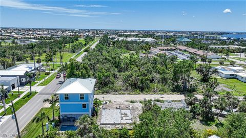 A home in PUNTA GORDA