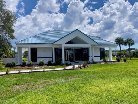 A home in NORTH FORT MYERS