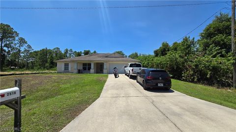 A home in ALVA