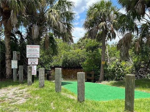 A home in PUNTA GORDA