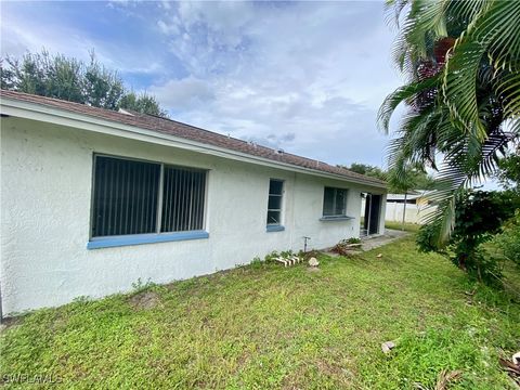 A home in NORTH FORT MYERS