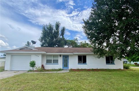 A home in NORTH FORT MYERS