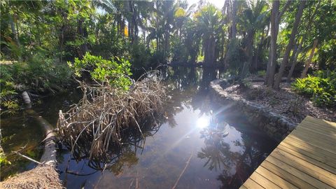 A home in BOKEELIA