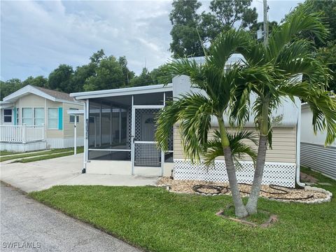 A home in ESTERO