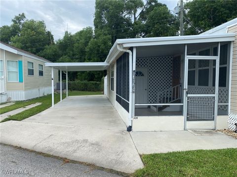 A home in ESTERO