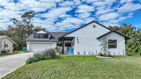 A home in PORT CHARLOTTE