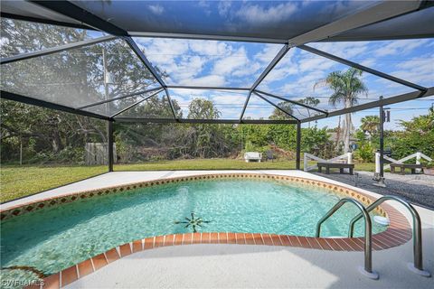 A home in PORT CHARLOTTE