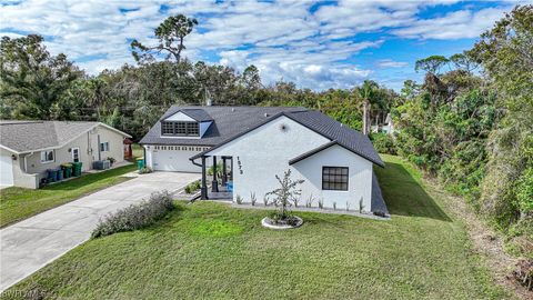 A home in PORT CHARLOTTE