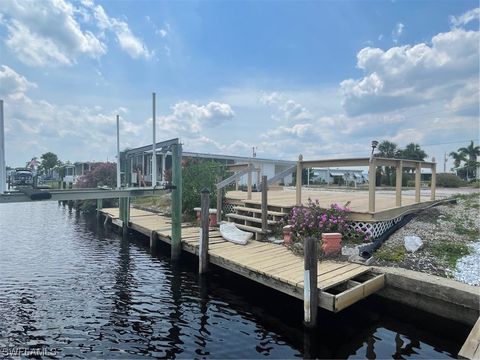 A home in NORTH FORT MYERS