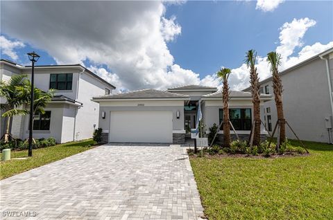 A home in ESTERO