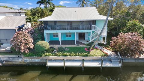 A home in NAPLES