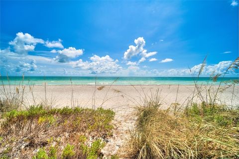 A home in CAPTIVA