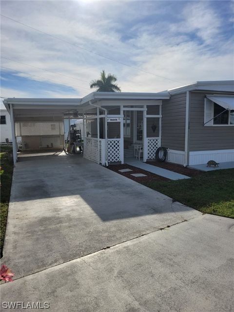 A home in ESTERO