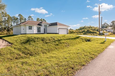 A home in LEHIGH ACRES