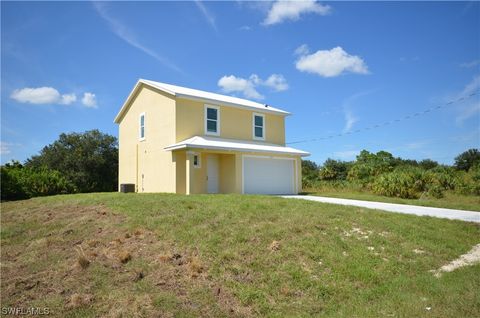 A home in PORT CHARLOTTE