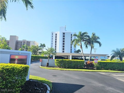 A home in NORTH FORT MYERS