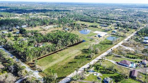 A home in NORTH FORT MYERS