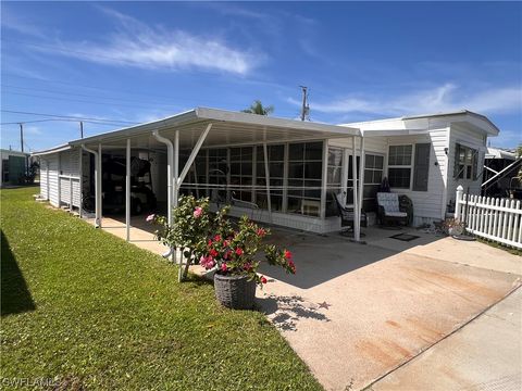 A home in ESTERO