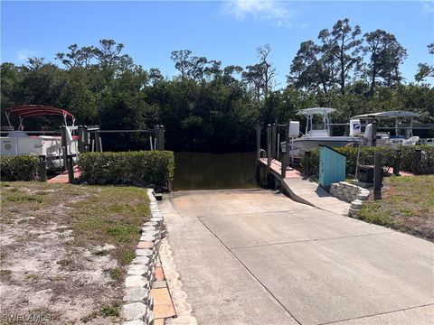 A home in ESTERO