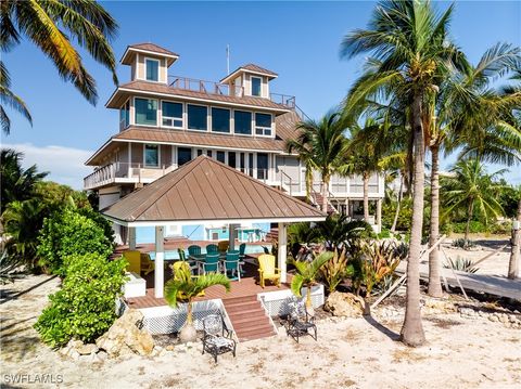 A home in CAPTIVA