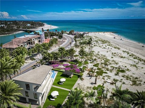 A home in CAPTIVA