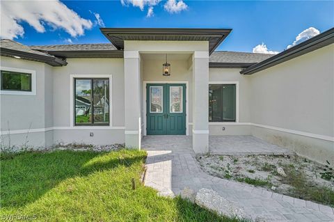 A home in PUNTA GORDA