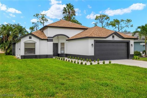 A home in NAPLES