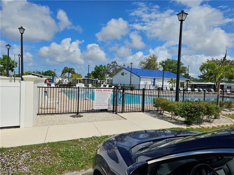 A home in PUNTA GORDA